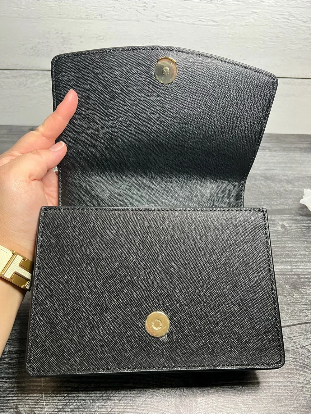 Tory Burch Black Saffiano Leather Chain Crossbody - Picture 5 of 8